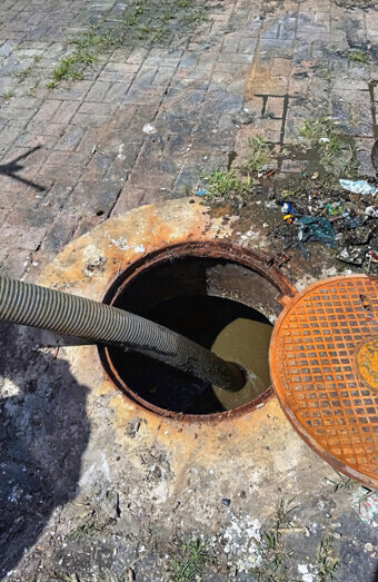 https://plumberballajura.com.au/uploads/2025/06/blocked-drains-256136.jpg