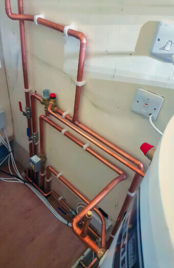 https://plumberballajura.com.au/uploads/2025/06/hot-water-301986.jpg